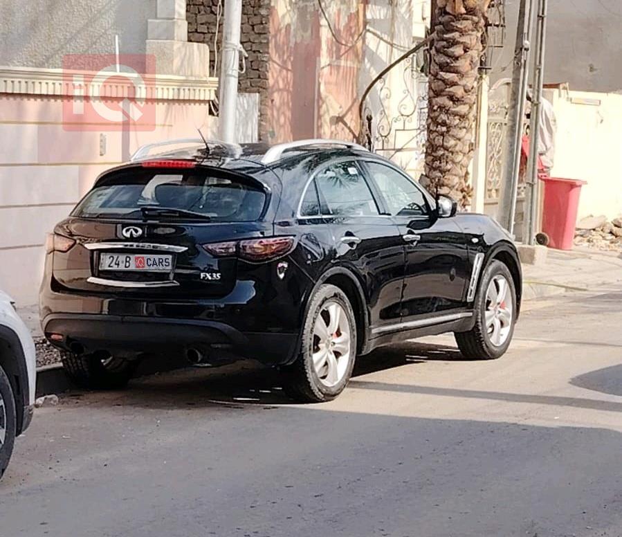 إنفينيتي FX